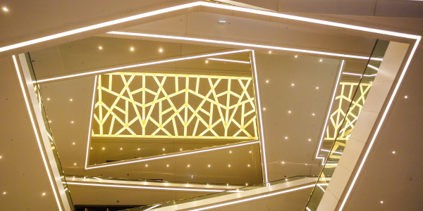 Reformas Integrales de Tiendas y Locales  Comerciales Villaconejos · Diseño e Instalación de Iluminación LED Eficiente