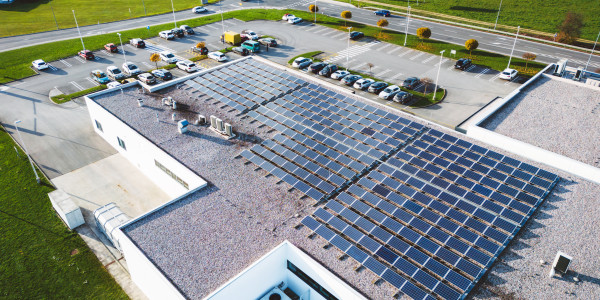 Reformas Integrales de Naves Industriales San Martín de la Vega · Instalación de Energías Renovables